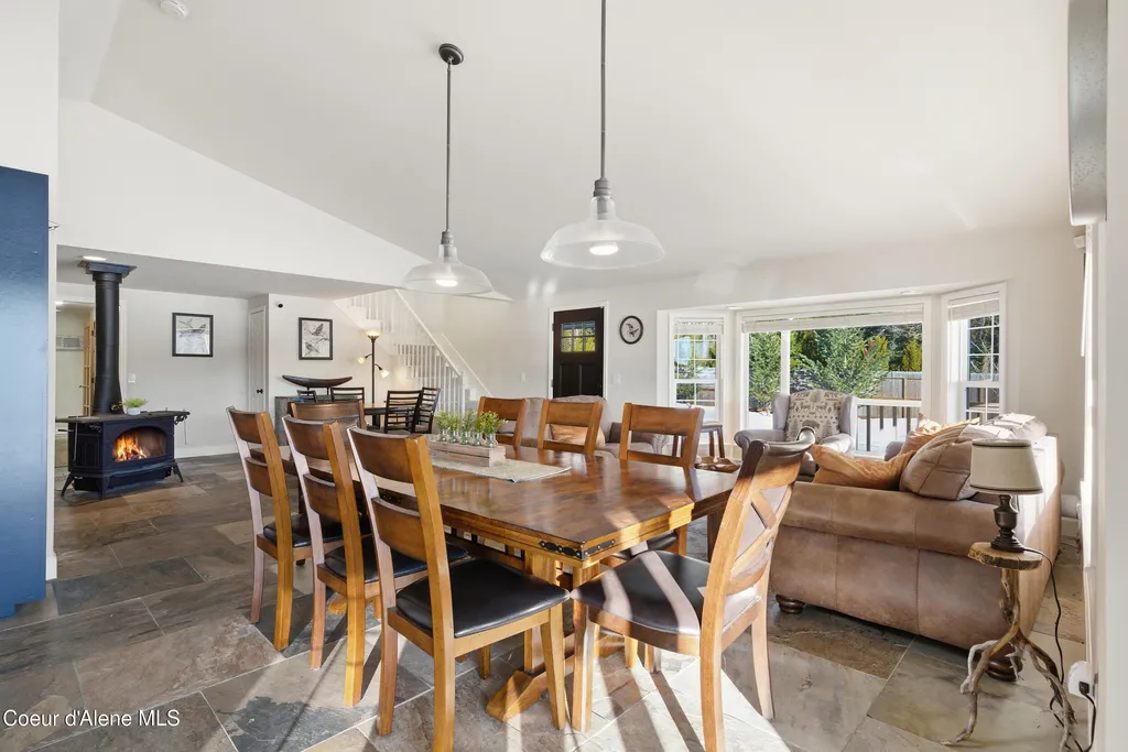 758 Meadowood Road Sandpoint ID 83864