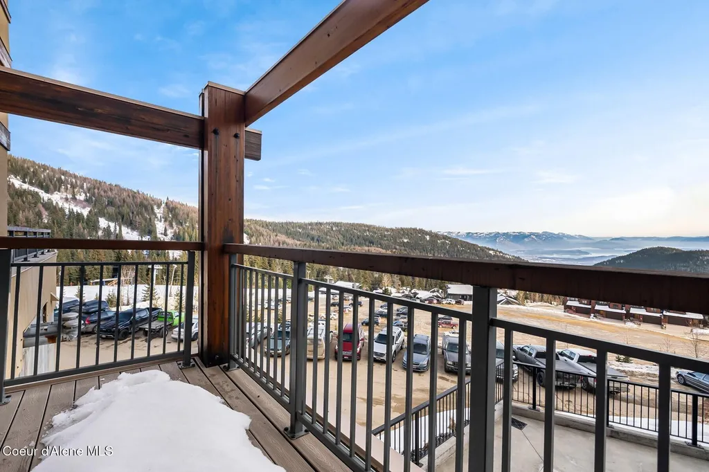 124 Village Lane Sandpoint ID 83864