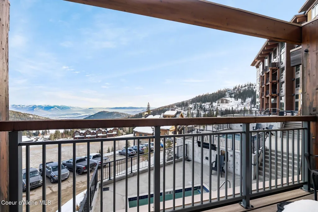 124 Village Lane Sandpoint ID 83864