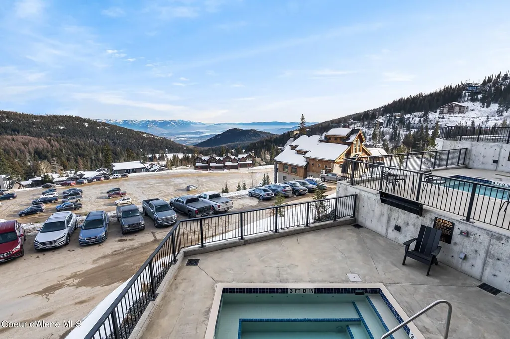 124 Village Lane Sandpoint ID 83864