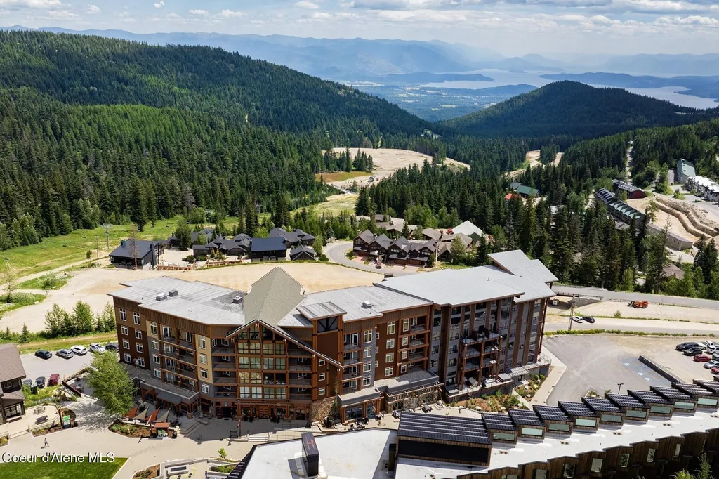124 Village Lane Sandpoint ID 83864