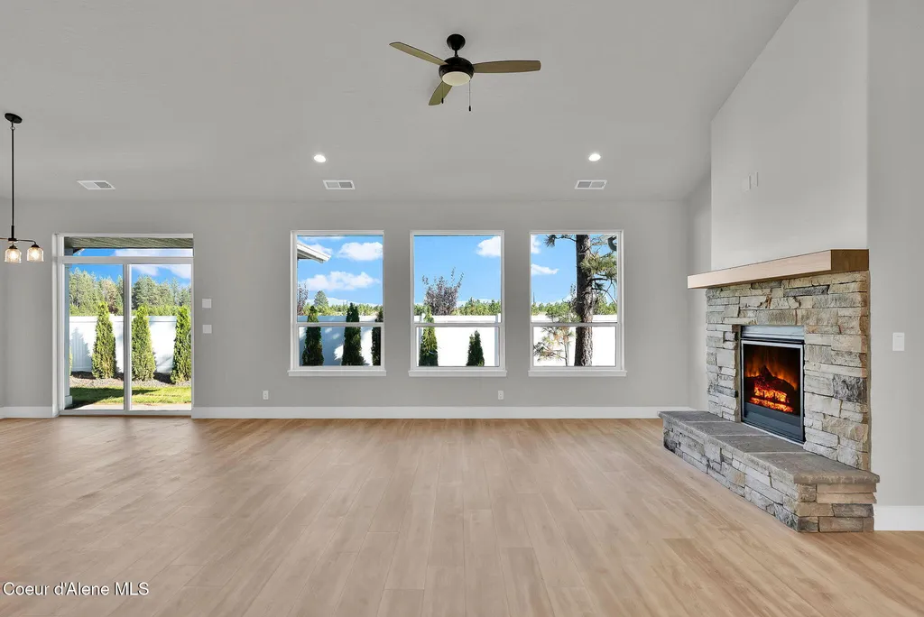 8820 Bedwell Street Rathdrum ID 83858