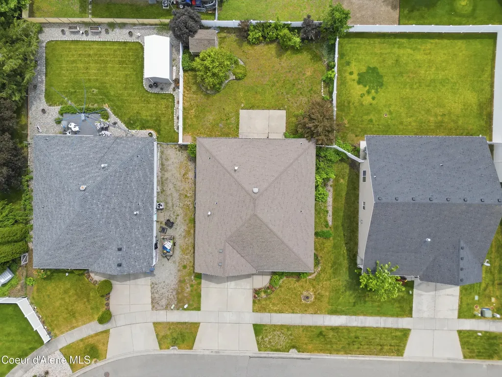 9571 N Macie Loop Hayden ID 83835