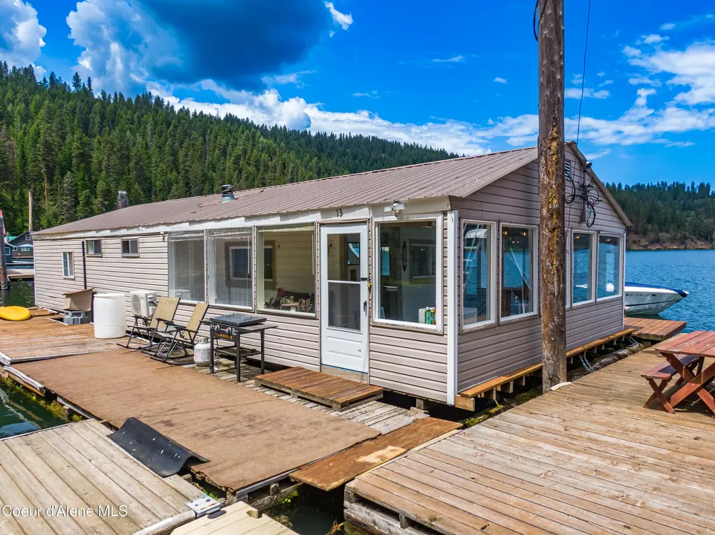 11 Hidden Lake Trail Plummer ID 83851
