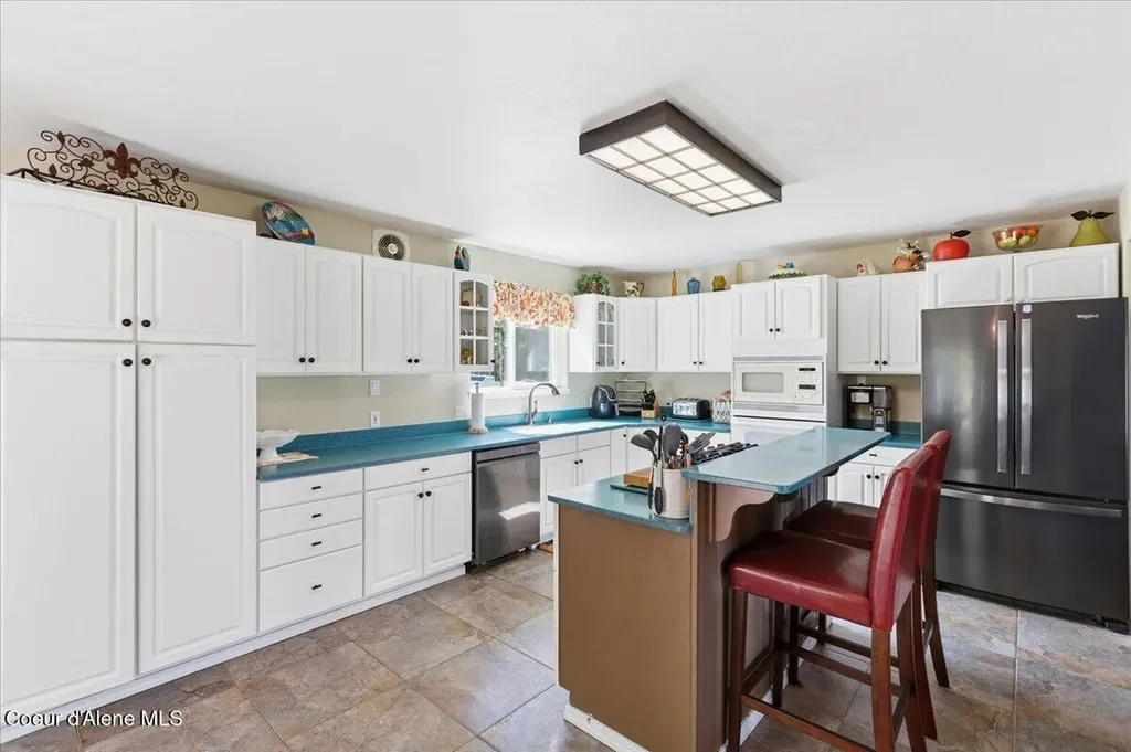 3061 E Lancaster Road Hayden ID 83835