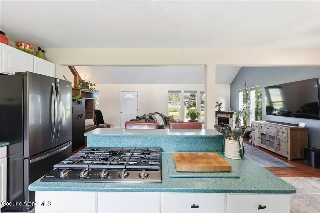 3061 E Lancaster Road Hayden ID 83835