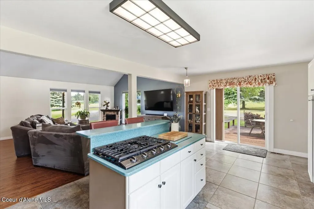 3061 E Lancaster Road Hayden ID 83835