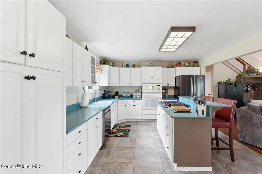 3061 E Lancaster Road Hayden ID 83835