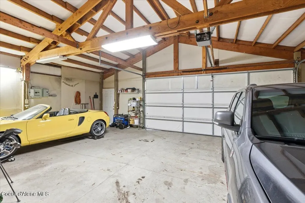 3061 E Lancaster Road Hayden ID 83835