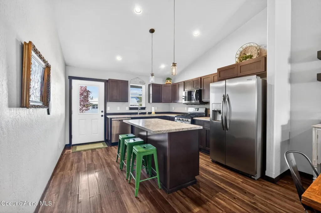 1487 E Yellowstone Avenue Post Falls ID 83854