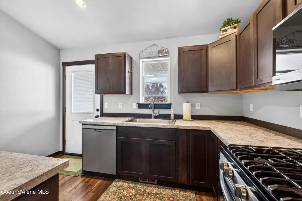 1487 E Yellowstone Avenue Post Falls ID 83854
