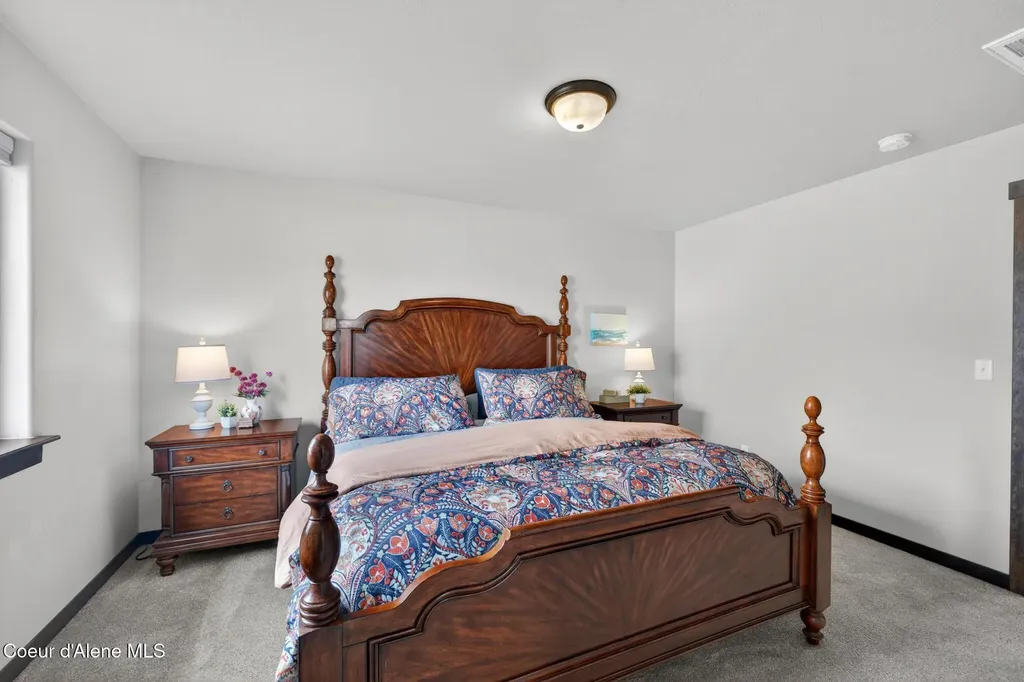 1487 E Yellowstone Avenue Post Falls ID 83854