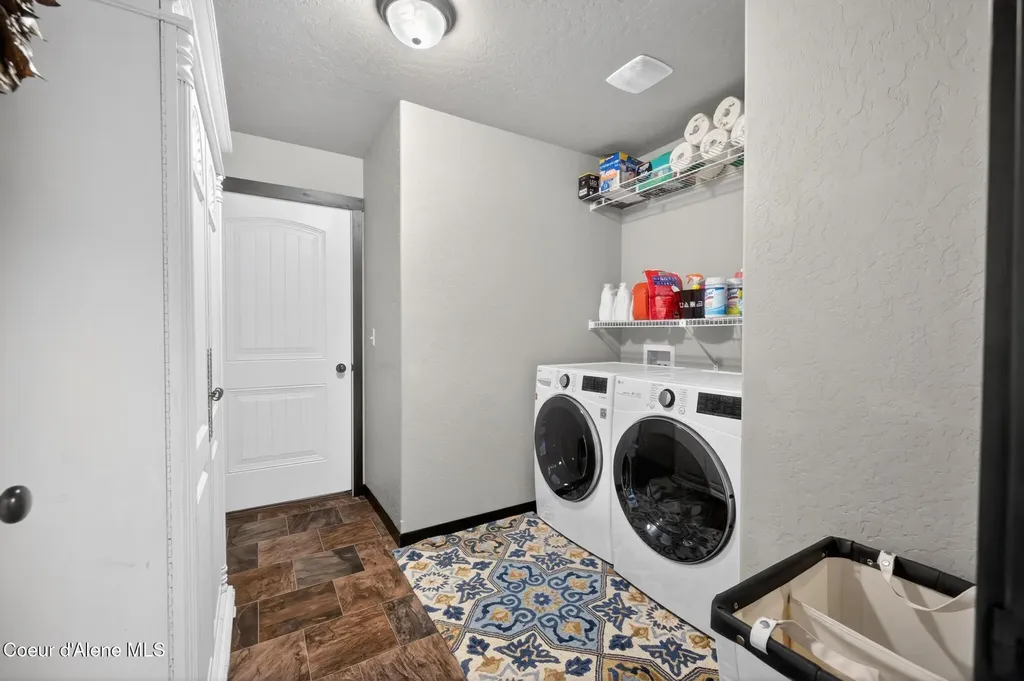 1487 E Yellowstone Avenue Post Falls ID 83854