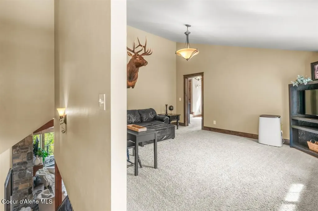 15 Sandi Lane Heron MT 59844