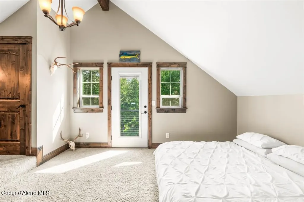 15 Sandi Lane Heron MT 59844