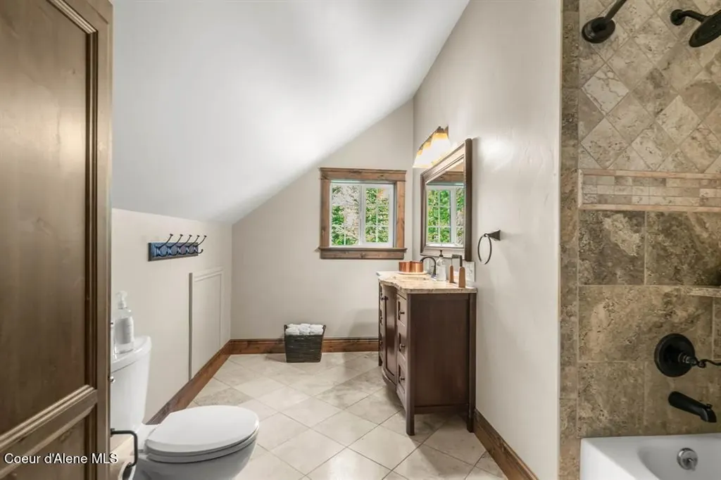 15 Sandi Lane Heron MT 59844