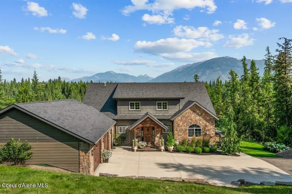 15 Sandi Lane Heron MT 59844