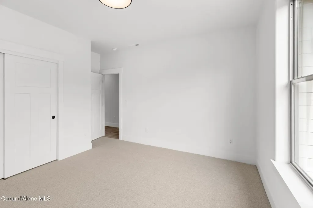 86 Marie Victoria Court Sandpoint ID 83864