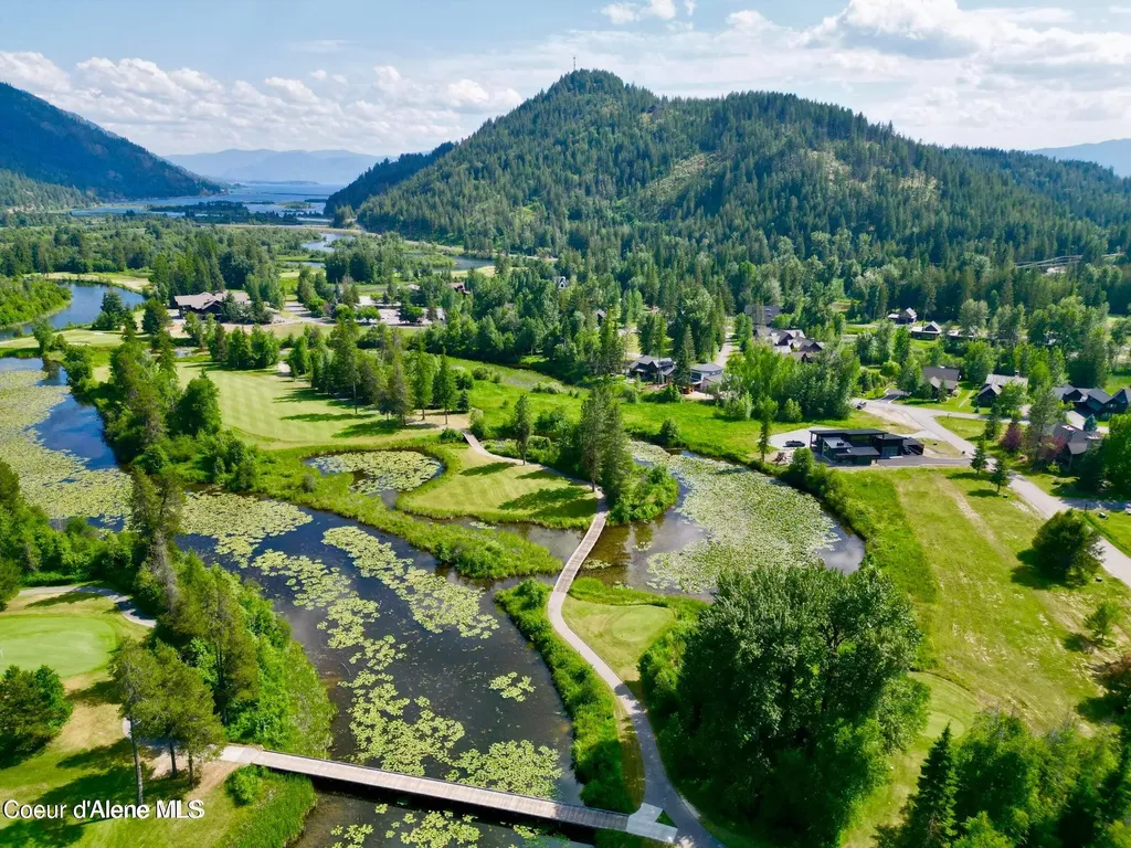 86 Marie Victoria Court Sandpoint ID 83864