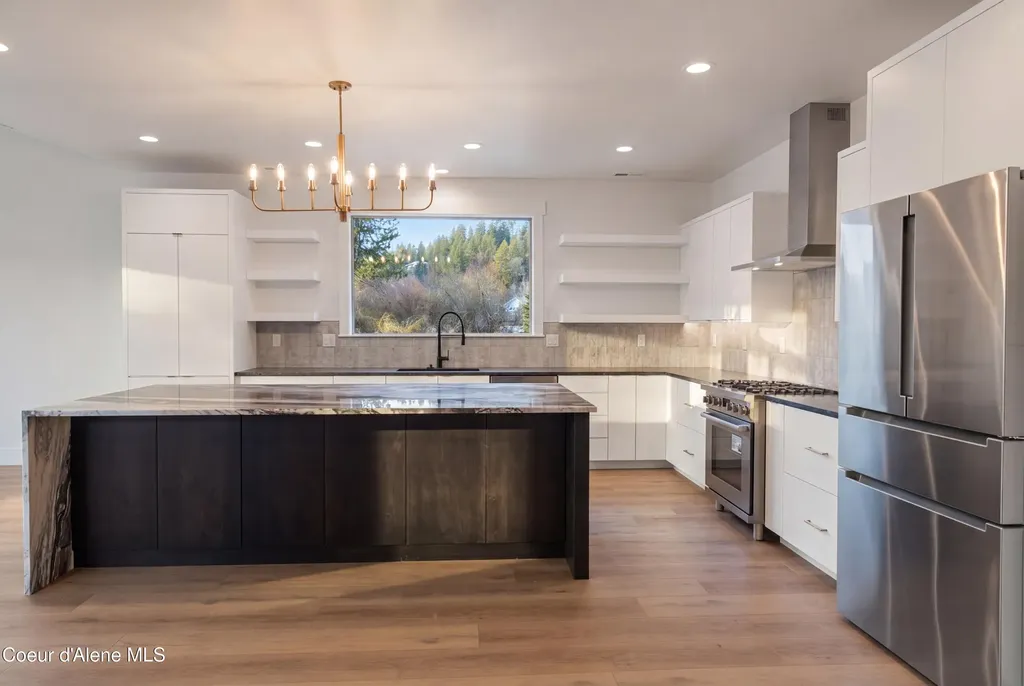 86 Marie Victoria Court Sandpoint ID 83864