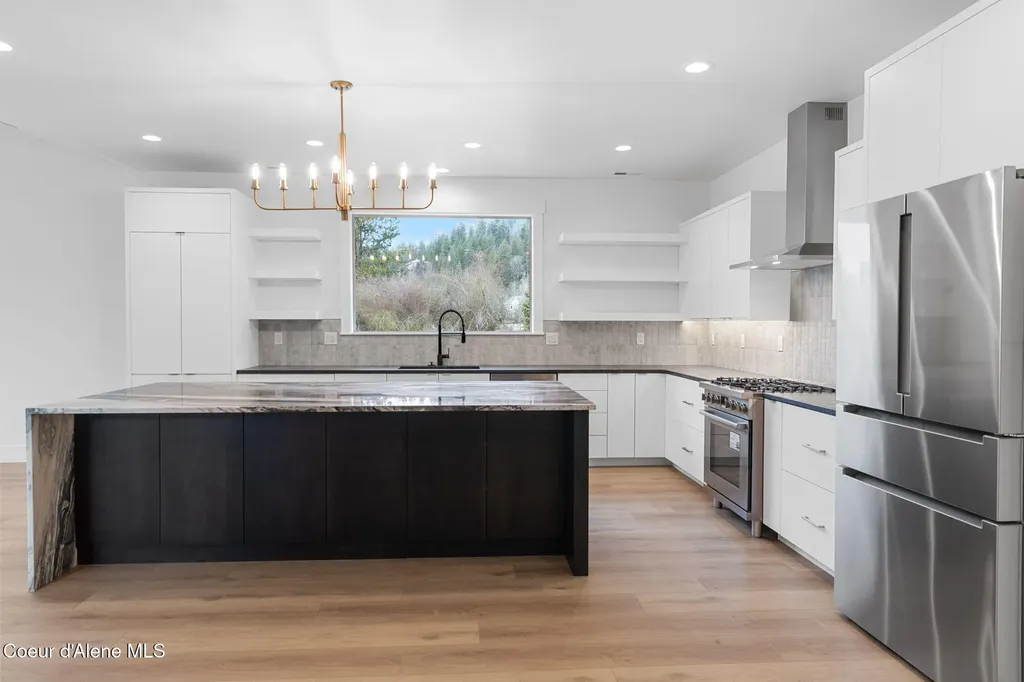 86 Marie Victoria Court Sandpoint ID 83864
