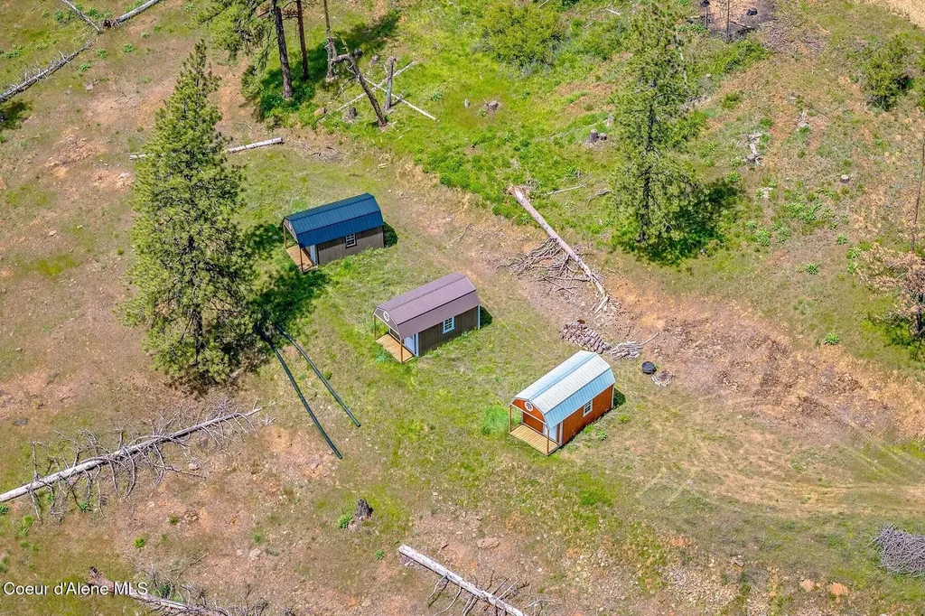 17 Acres Highway 3 St. Maries ID 83861