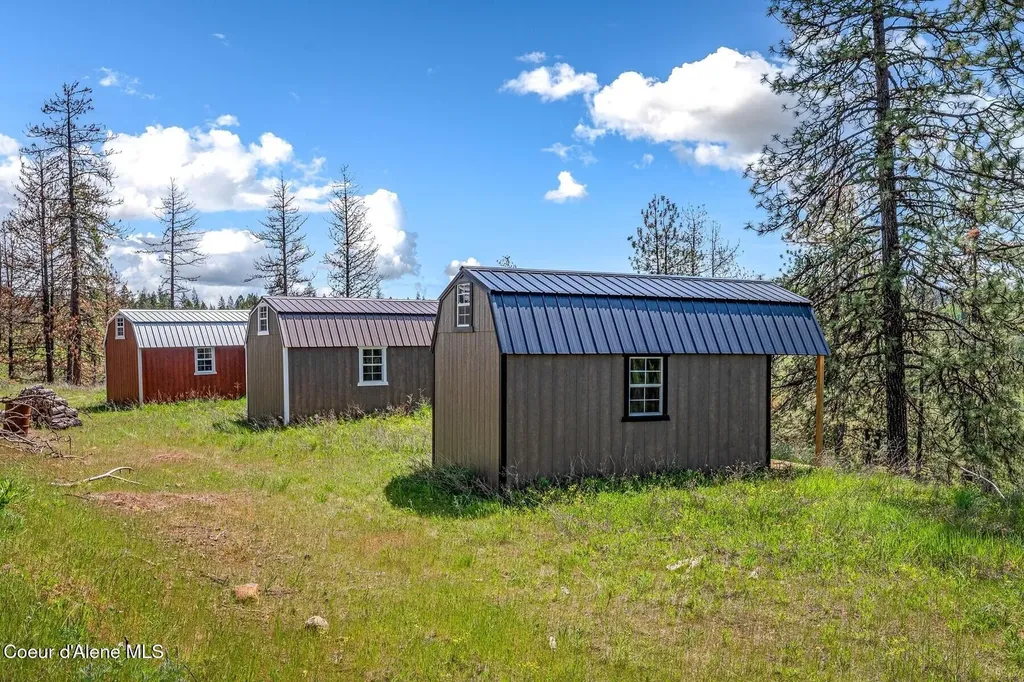 17 Acres Highway 3 St. Maries ID 83861