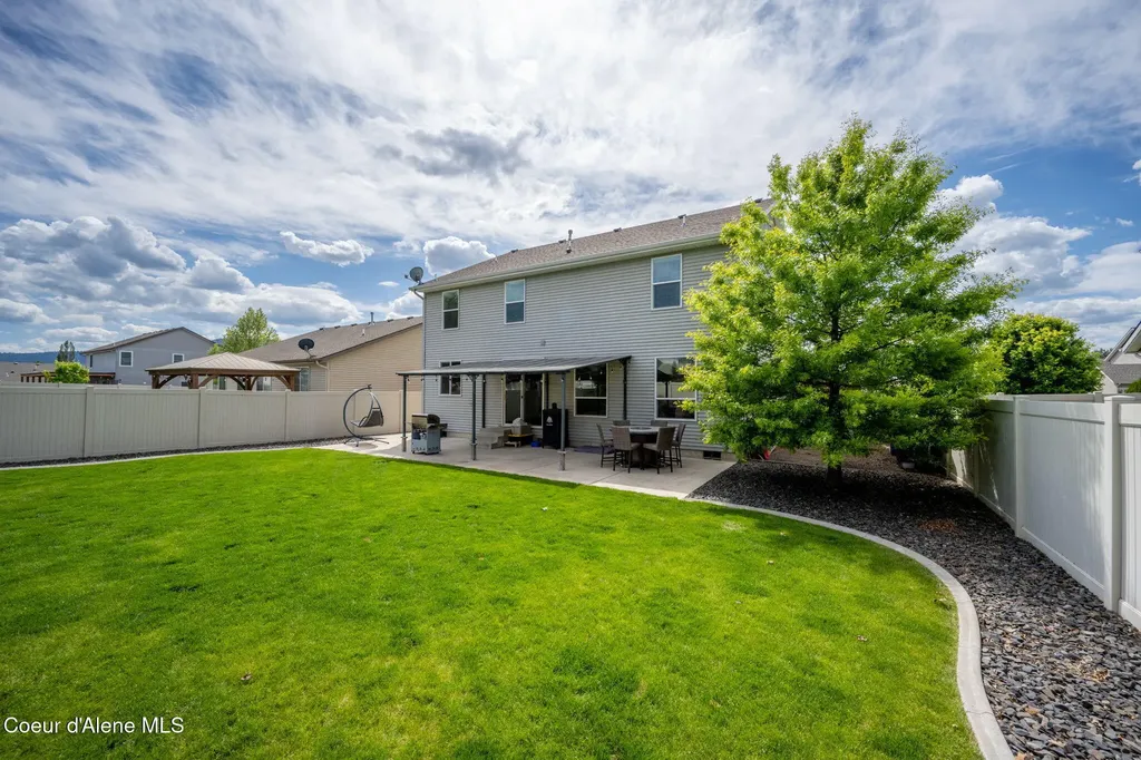 1420 N Pyroclast Street Post Falls ID 83854
