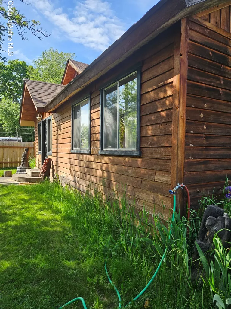 108 W 3rd Avenue Clark Fork ID 83811