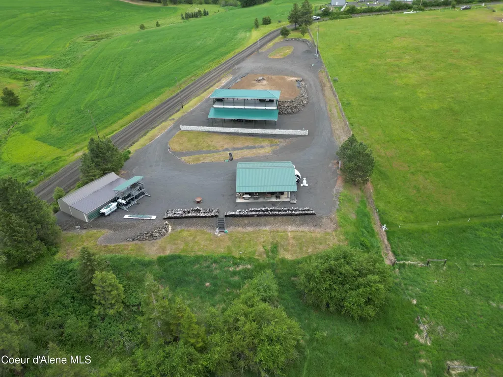 121 Johnston Road Plummer ID 83851