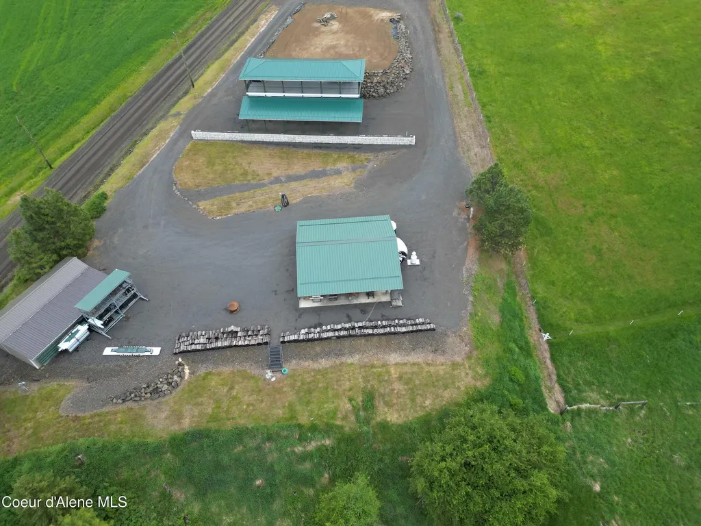 121 Johnston Road Plummer ID 83851