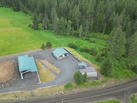 121 Johnston Road Plummer ID 83851