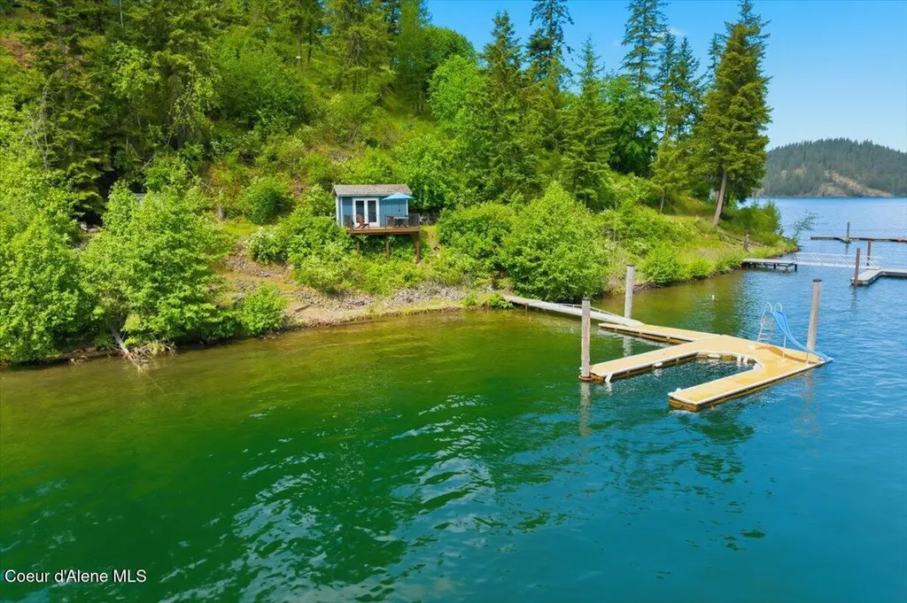 1223 E Thistle Road Harrison ID 83833