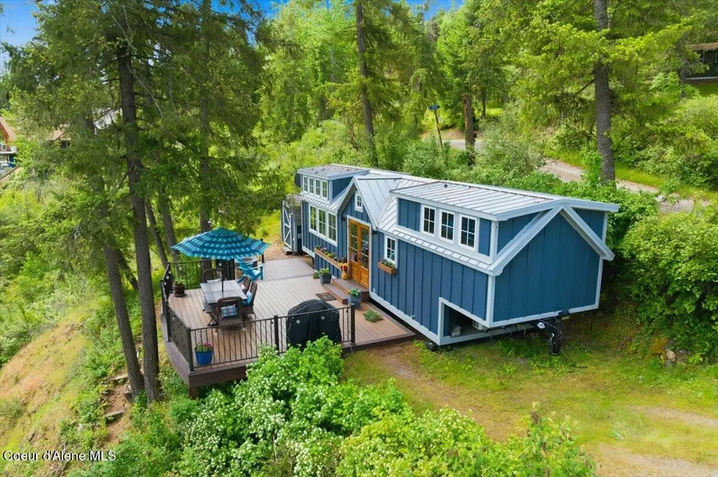 1223 E Thistle Road Harrison ID 83833