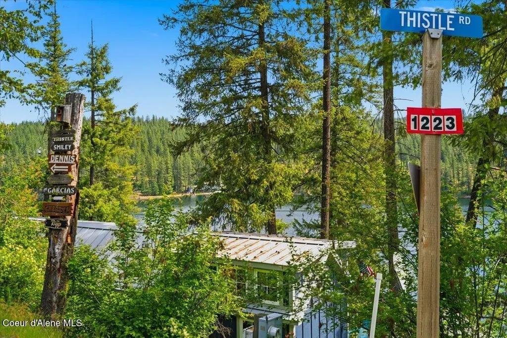 1223 E Thistle Road Harrison ID 83833