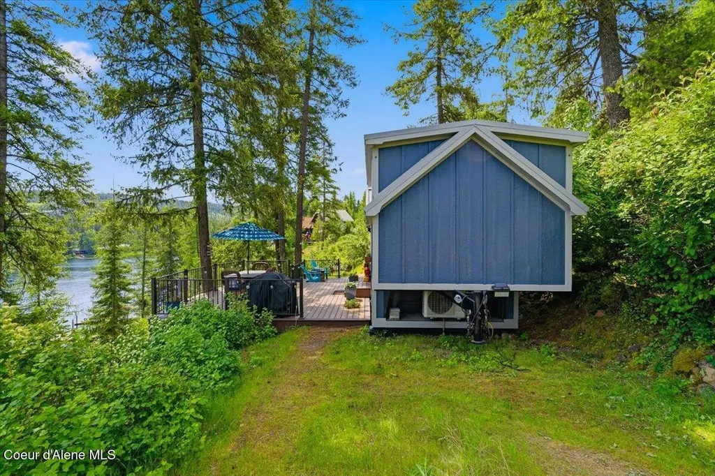 1223 E Thistle Road Harrison ID 83833