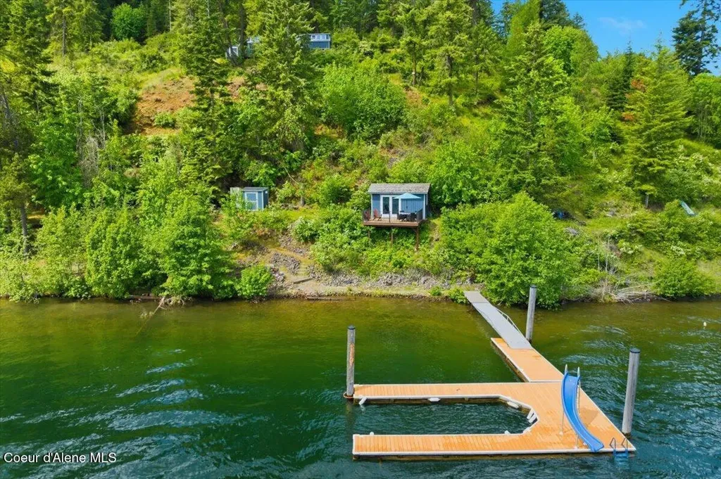 1223 E Thistle Road Harrison ID 83833