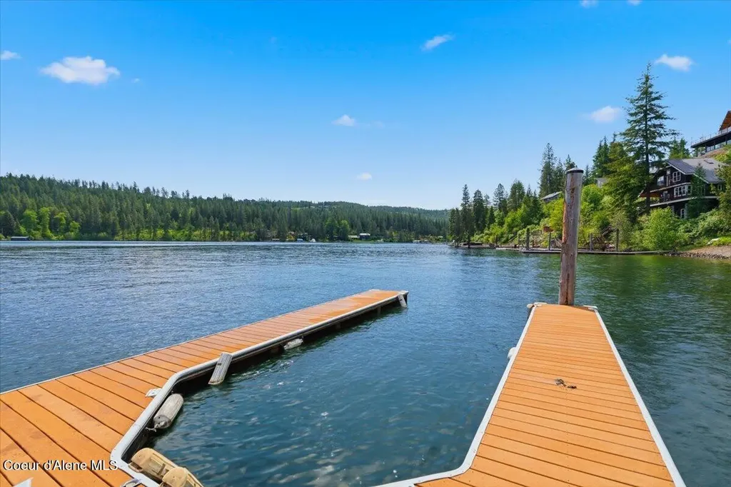 1223 E Thistle Road Harrison ID 83833