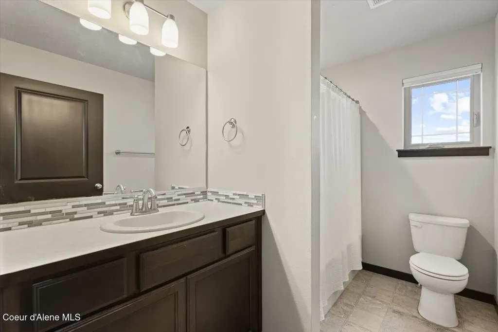4808 E Alopex Lane Post Falls ID 83854