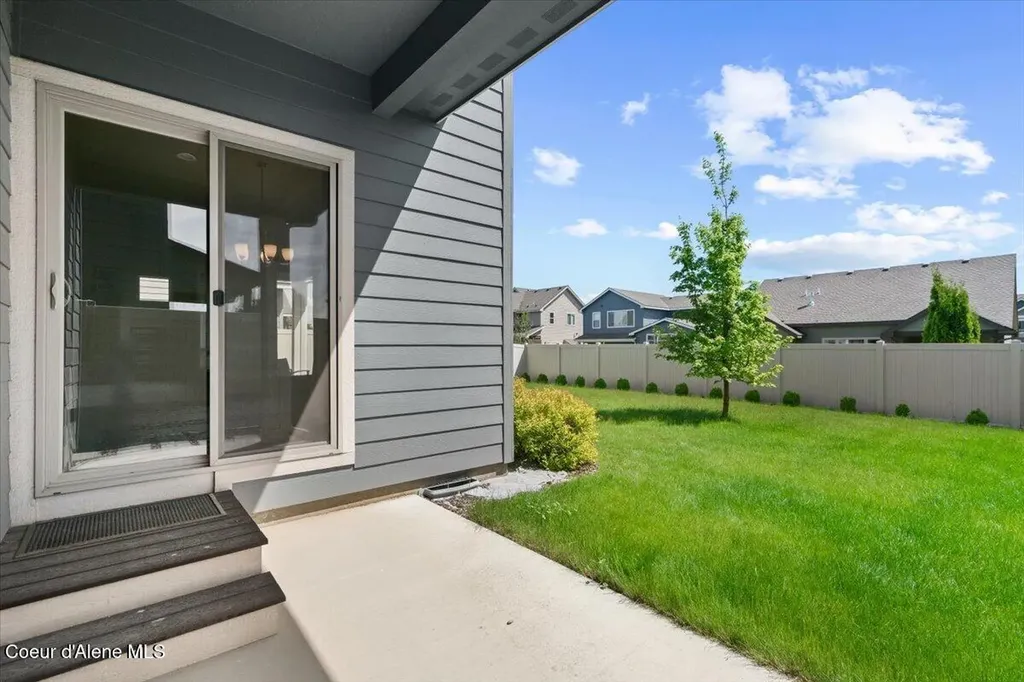 4808 E Alopex Lane Post Falls ID 83854