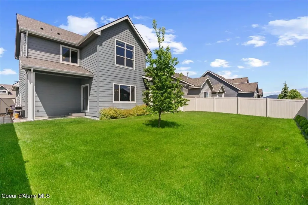 4808 E Alopex Lane Post Falls ID 83854