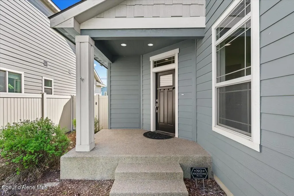 4808 E Alopex Lane Post Falls ID 83854