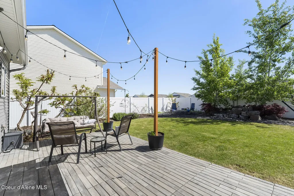 8902 N Mountainshire Road Post Falls ID 83854