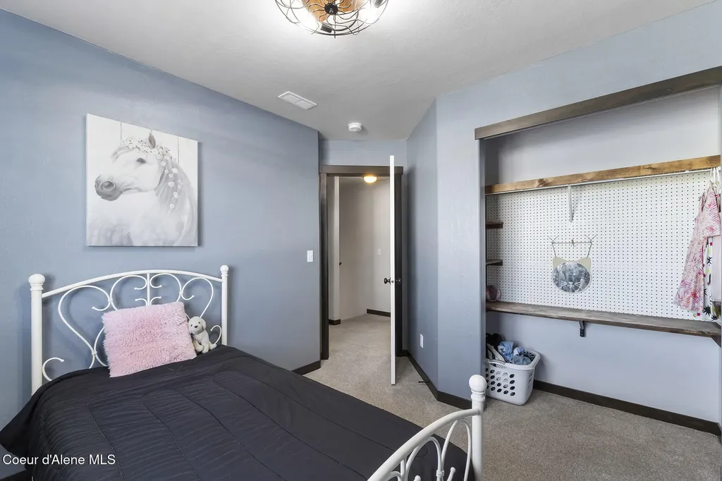 8902 N Mountainshire Road Post Falls ID 83854