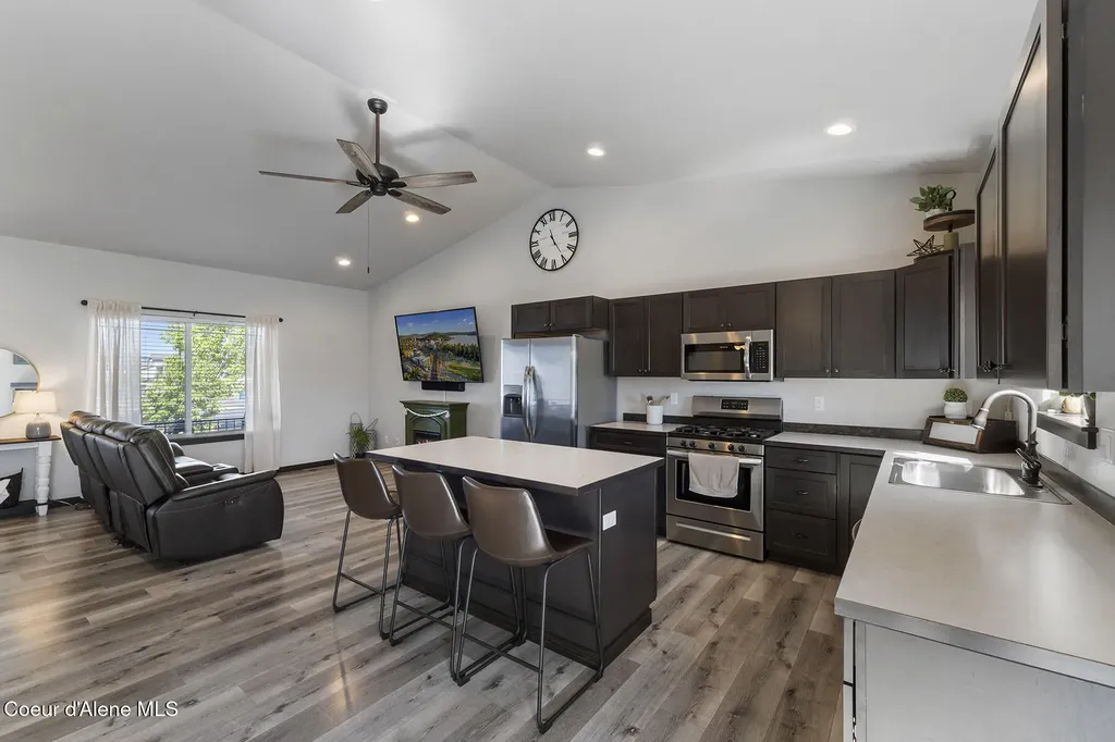 8902 N Mountainshire Road Post Falls ID 83854