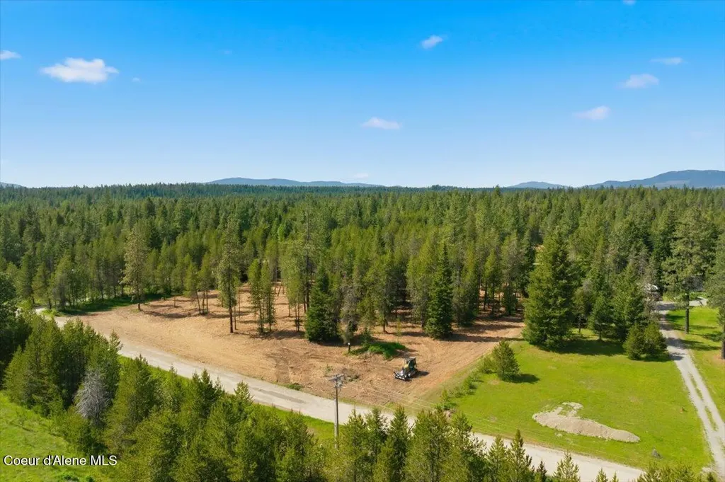 Nka 10-ac E Parks Road Athol ID 83801