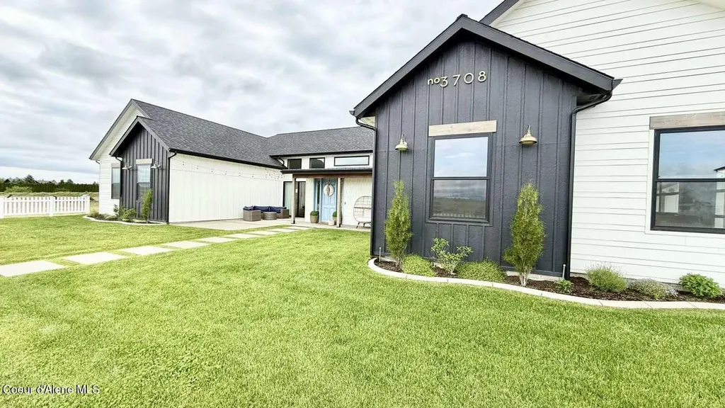 3708 N Carolwood Court Post Falls ID 83854