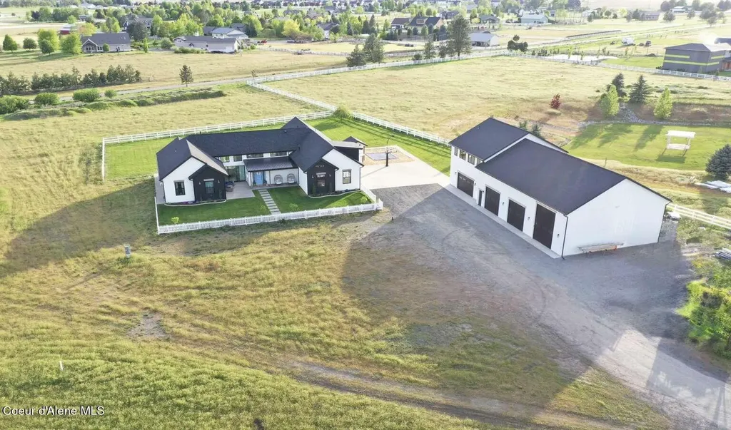 3708 N Carolwood Court Post Falls ID 83854