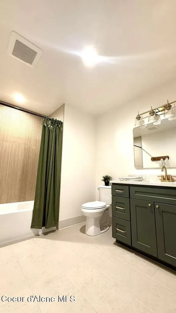 3708 N Carolwood Court Post Falls ID 83854