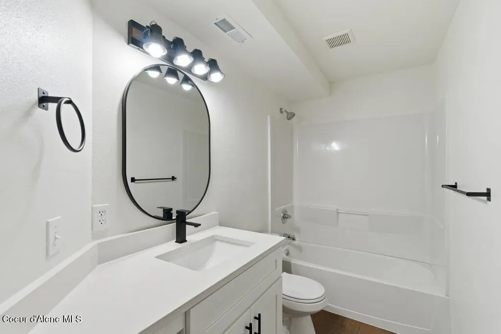 521 N Stephanie Street Post Falls ID 83854